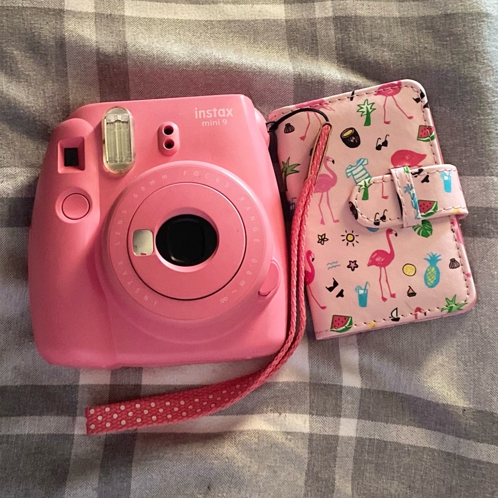 Instax mini 9 Polaroid camera